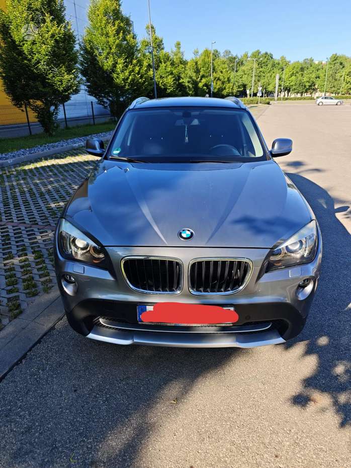 BMW X1, 2.0 l., hatchback