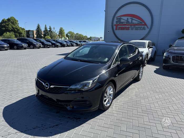 Opel Astra, 1.2 l., Хэтчбек