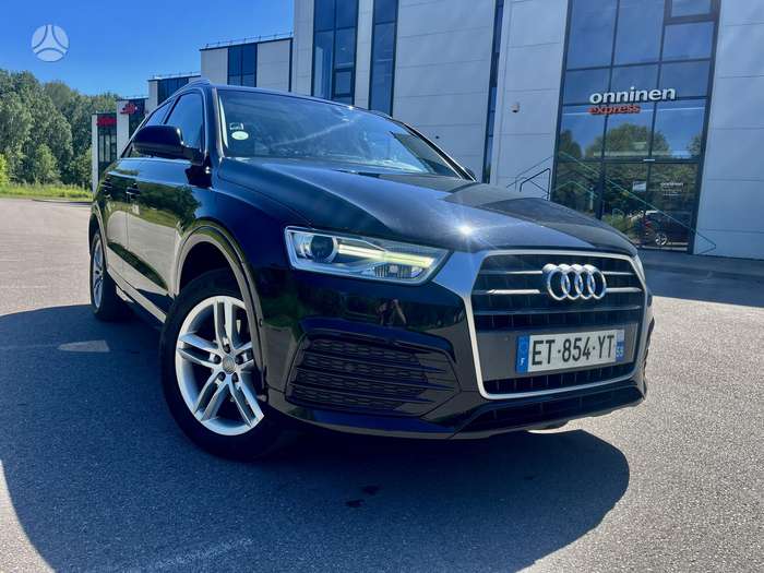 Audi Q3, 2.0 l., Минивэн