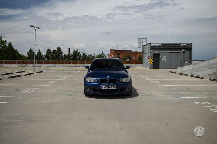 BMW 118, 2.0 l., Хэтчбек