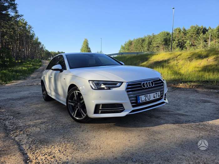 Audi A4, 2.0 l., saloon / sedan