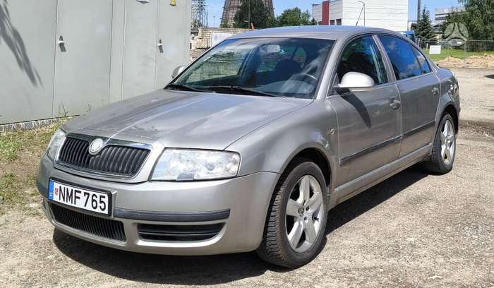 Skoda Superb, 2.0 l., Седан