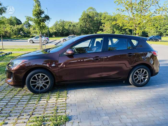 Mazda 3, 1.6 l., hatchback