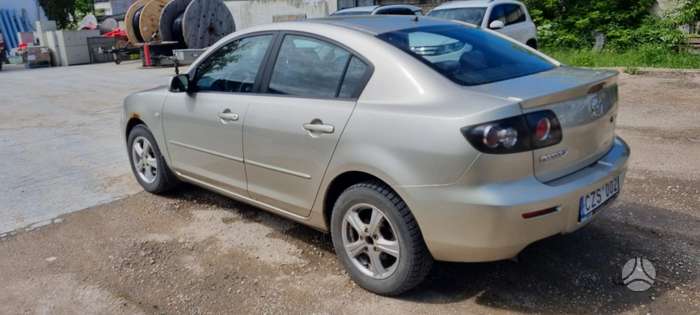 Mazda 3, 1.6 l., Седан