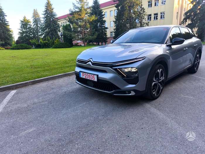 Citroen C5 X, 1.2 l., hatchback