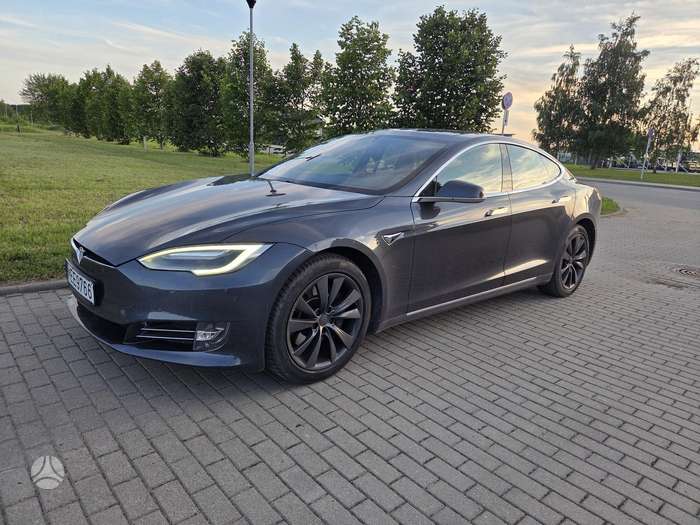 Tesla Model S, 75 kWh, hatchback