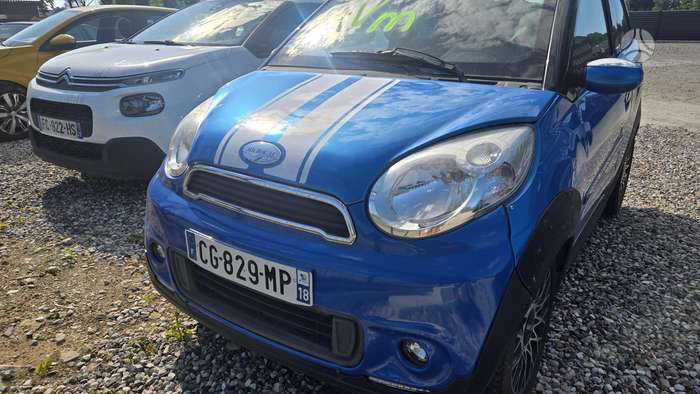 Microcar M8, 0.5 l., hatchback