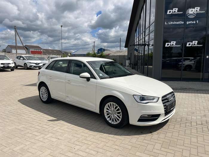 Audi A3, 1.6 l., Хэтчбек