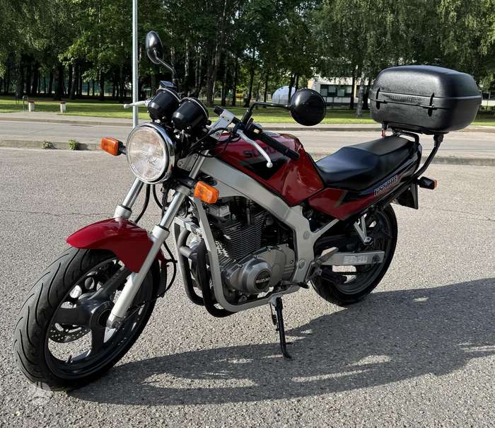 Suzuki GS 487cc, street / classic
