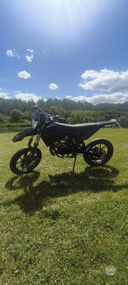 Derbi Senda 49cc, supermoto