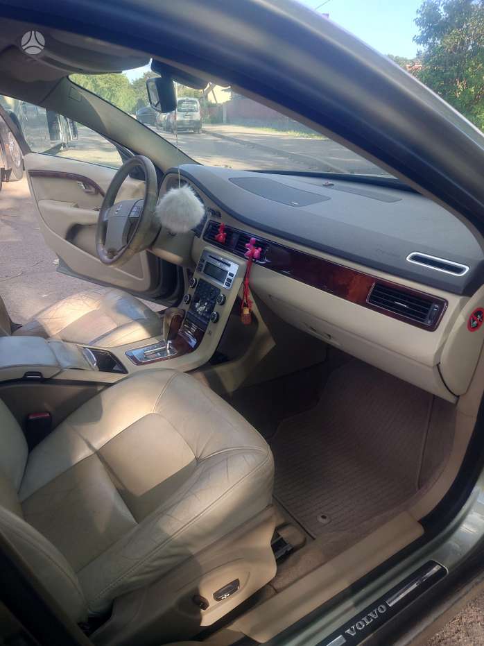 Volvo S80, 3.2 l., Седан