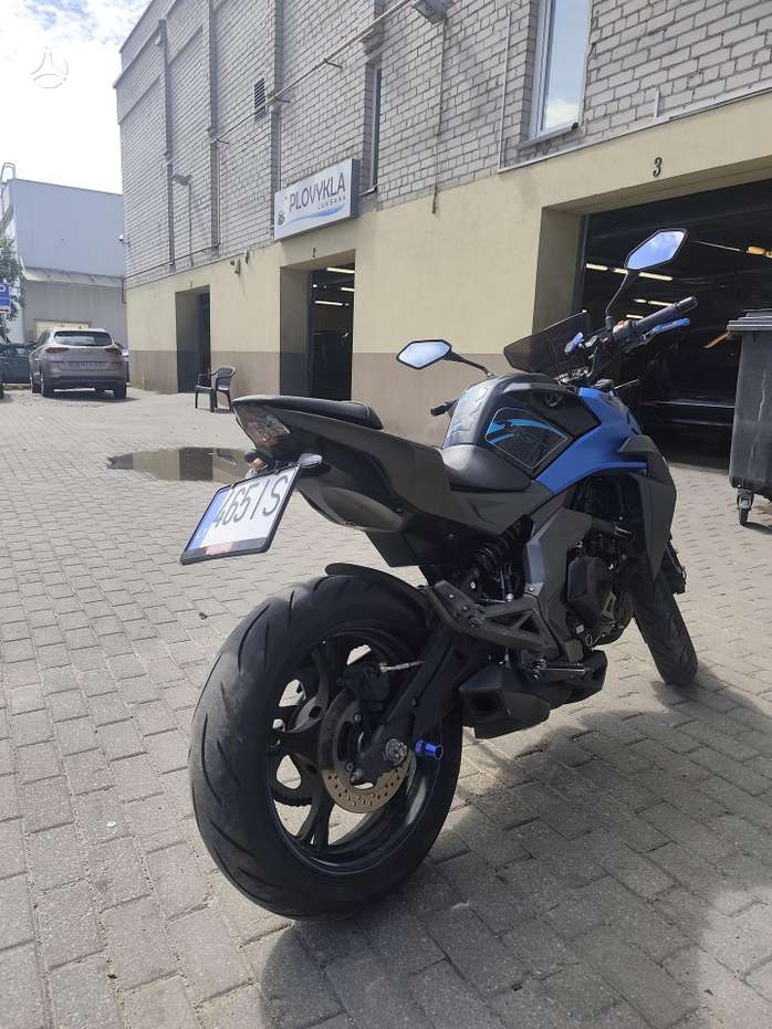 CFMOTO CF500A 400cc, street / classic