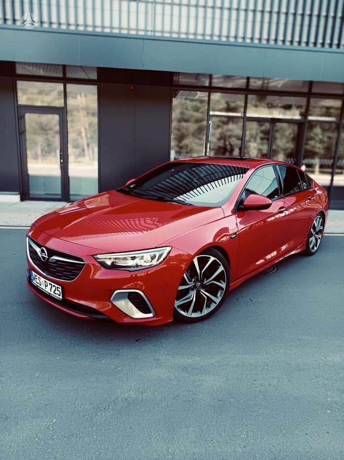 Opel Insignia, 2.0 l., hatchback