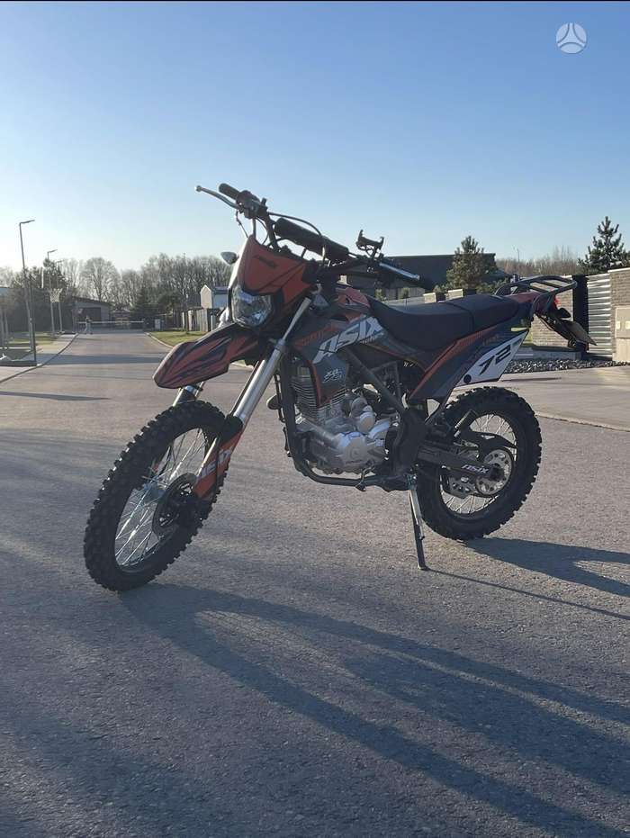 Asix Defender 150cc, эндуро / adventure