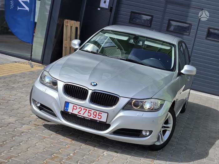 BMW 320, 2.0 l., Седан