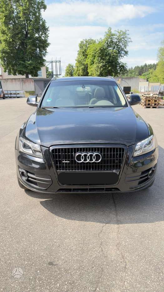Audi Q5, 2.0 l., Внедорожник / Кроссовер