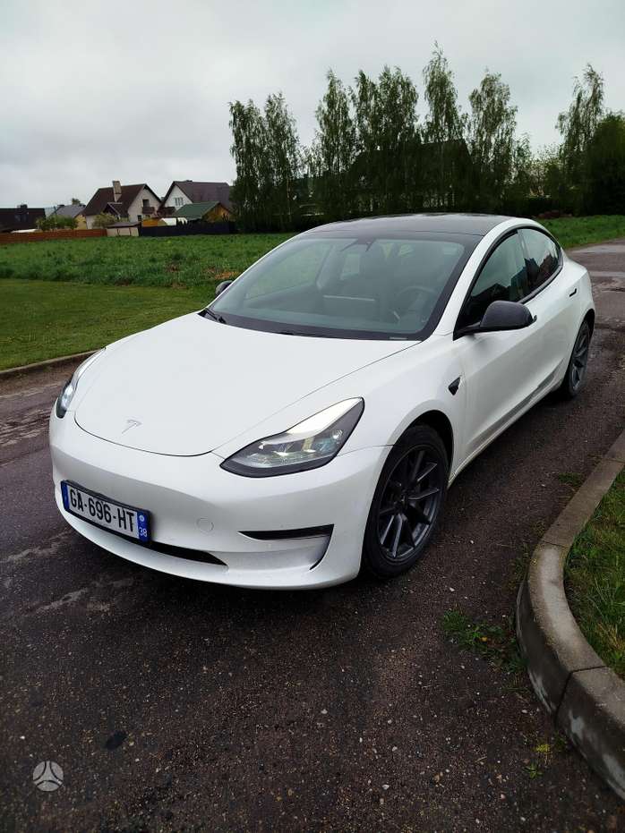 Tesla Model 3, 82 kWh, sedanas