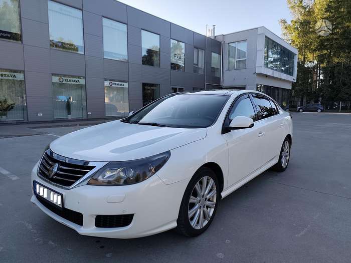Renault Latitude, 3.0 l., Седан