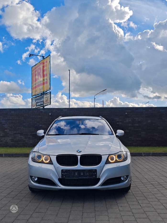 BMW 320, 2.0 l., universalas