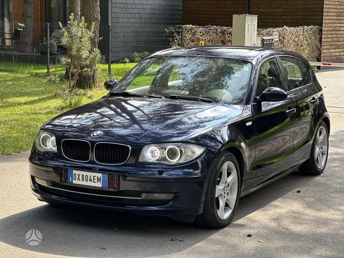 BMW 123, 2.0 l., hatchback
