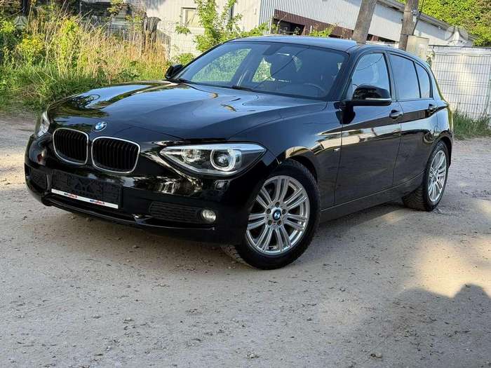BMW 120, 2.0 l., hatchback