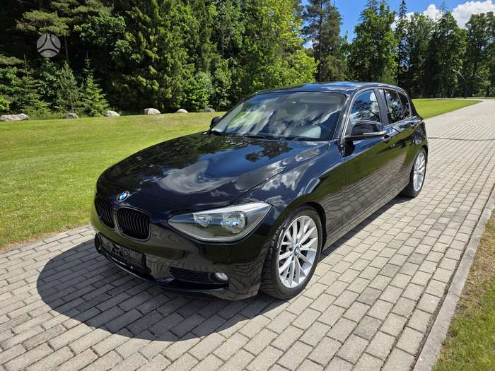 BMW 125, 2.0 l., hatchback