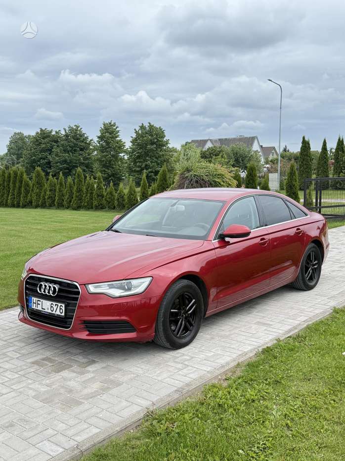Audi A6, 2.0 l., Седан