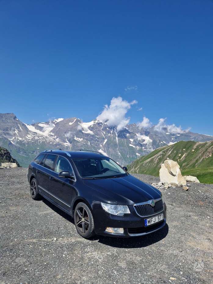 Skoda Superb, 2.0 l., universalas