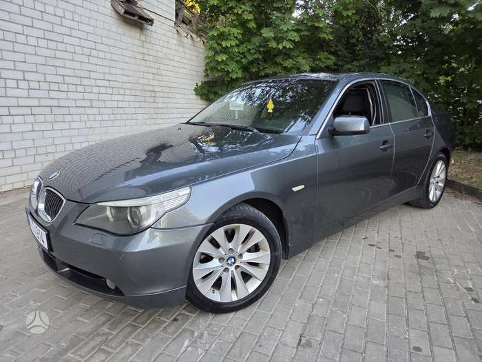 BMW 523, 2.5 l., Седан