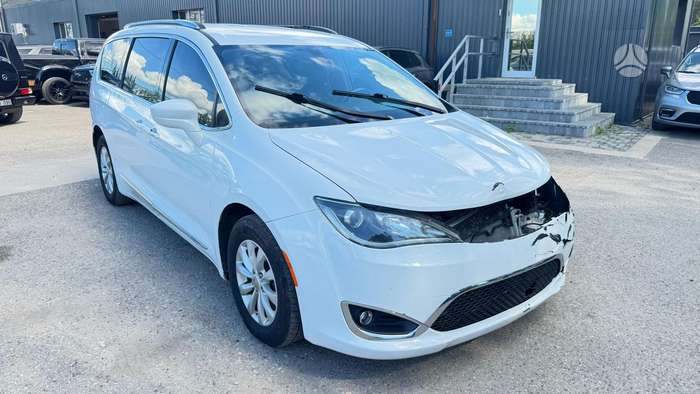Chrysler Pacifica, 3.6 l., Минивэн