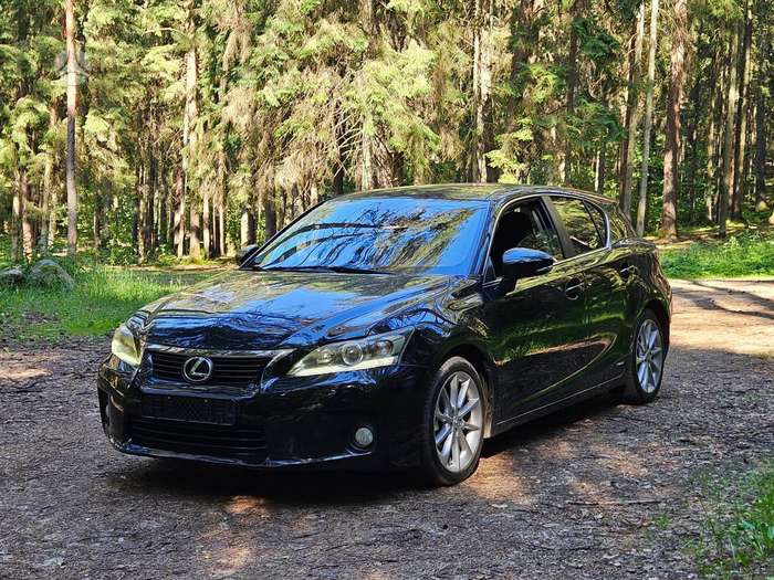 Lexus CT 200h, 1.8 l., hatchback