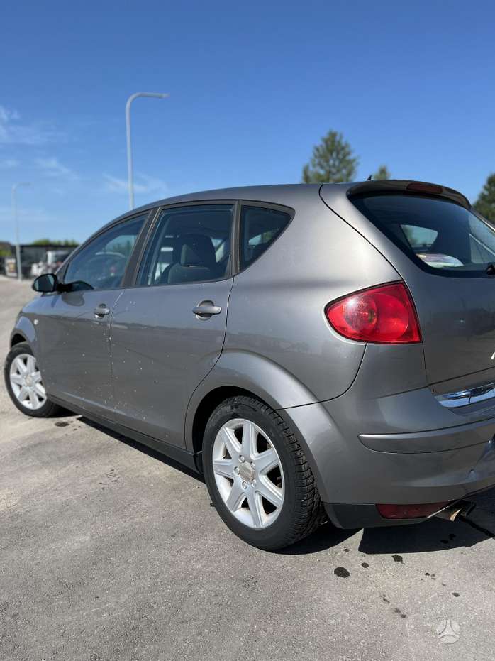 Seat Altea, 2.0 l., Седан