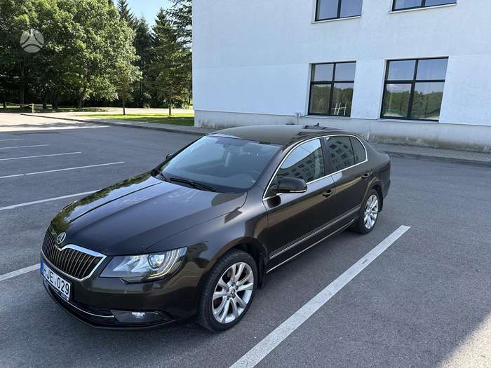Skoda Superb, 2.0 l., hatchback