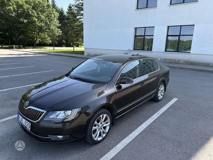 Skoda Superb, 2.0 l., hečbekas