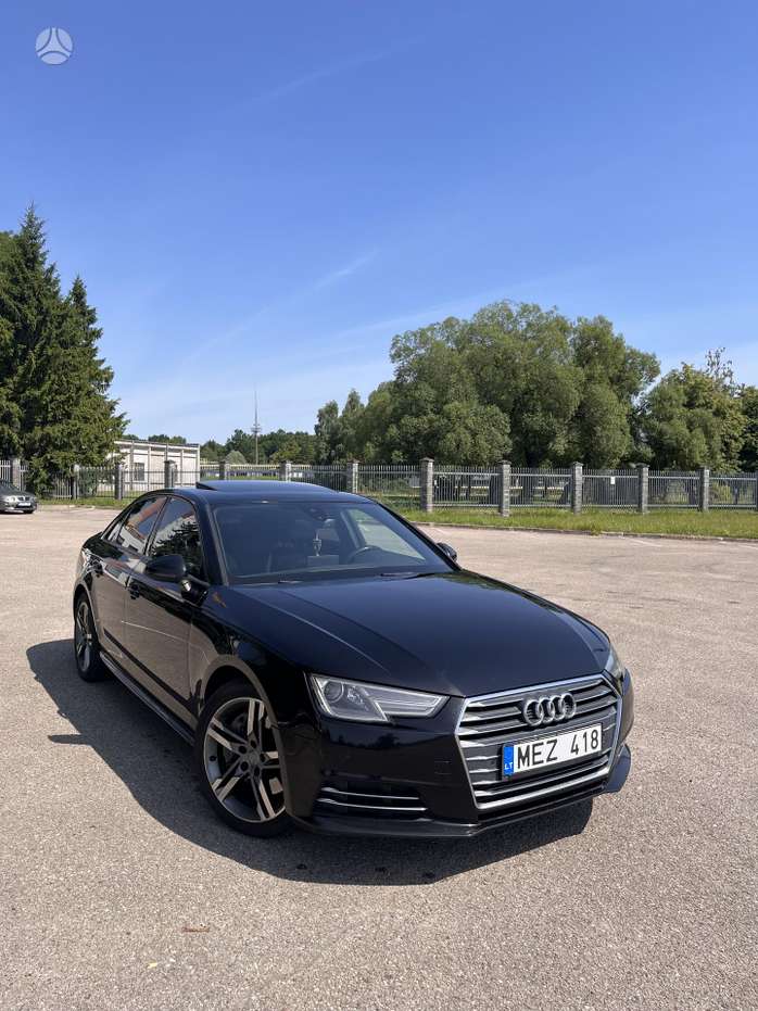 Audi A4, 2.0 l., saloon / sedan