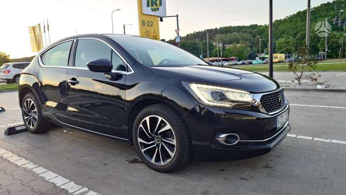Citroen DS4, 1.6 l., hatchback