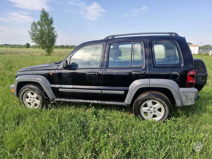 Jeep Cherokee, 2.8 l., Минивэн