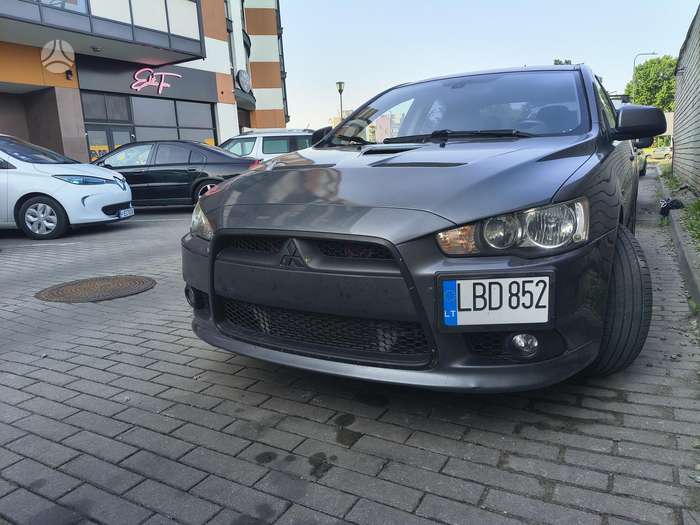 Mitsubishi Lancer, 2.0 l., Хэтчбек