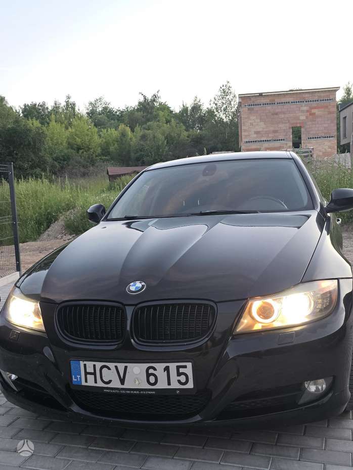BMW 320, 2.0 l., Седан