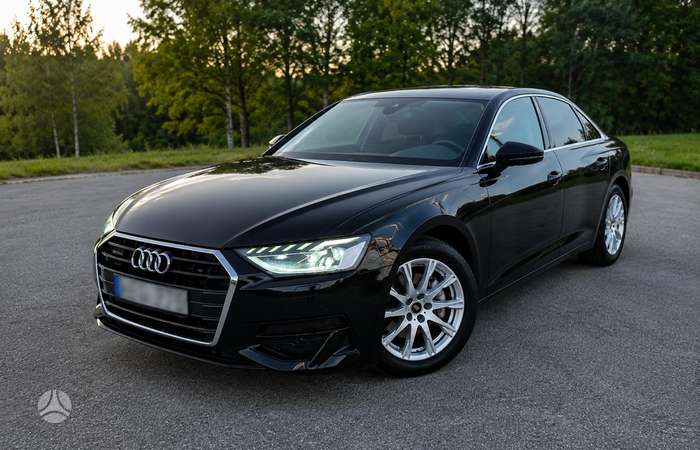 Audi A4, 2.0 l., Седан