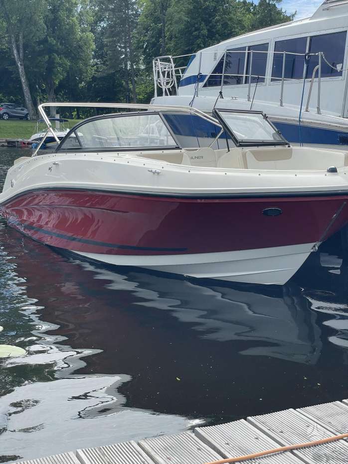 Bayliner VR5, yachts / cruisers