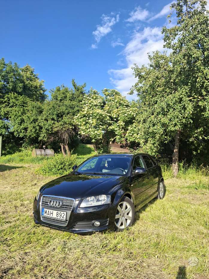 Audi A3, 1.8 l., Хэтчбек