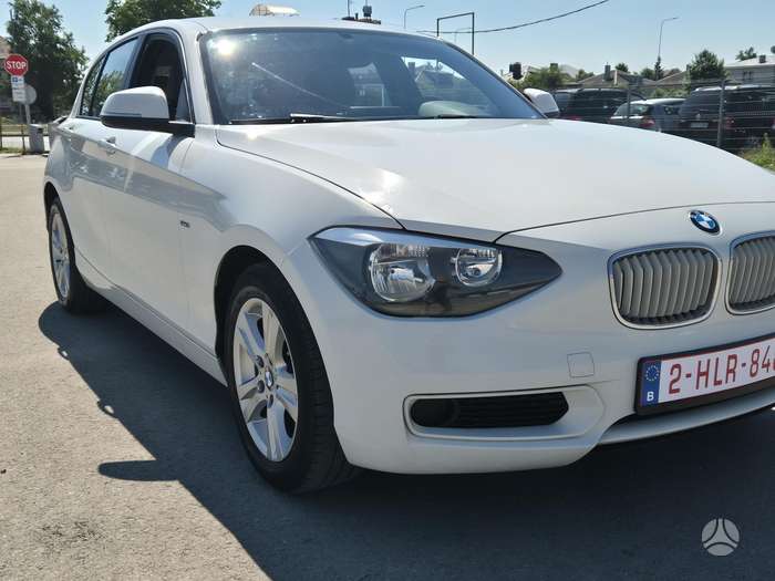 BMW 114, 1.6 l., hatchback