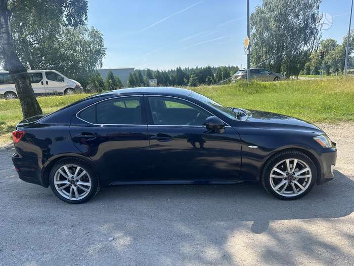Lexus IS 220, 2.2 l., Седан