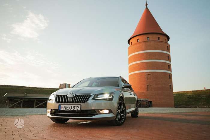 Skoda Superb, 2.0 l., universalas