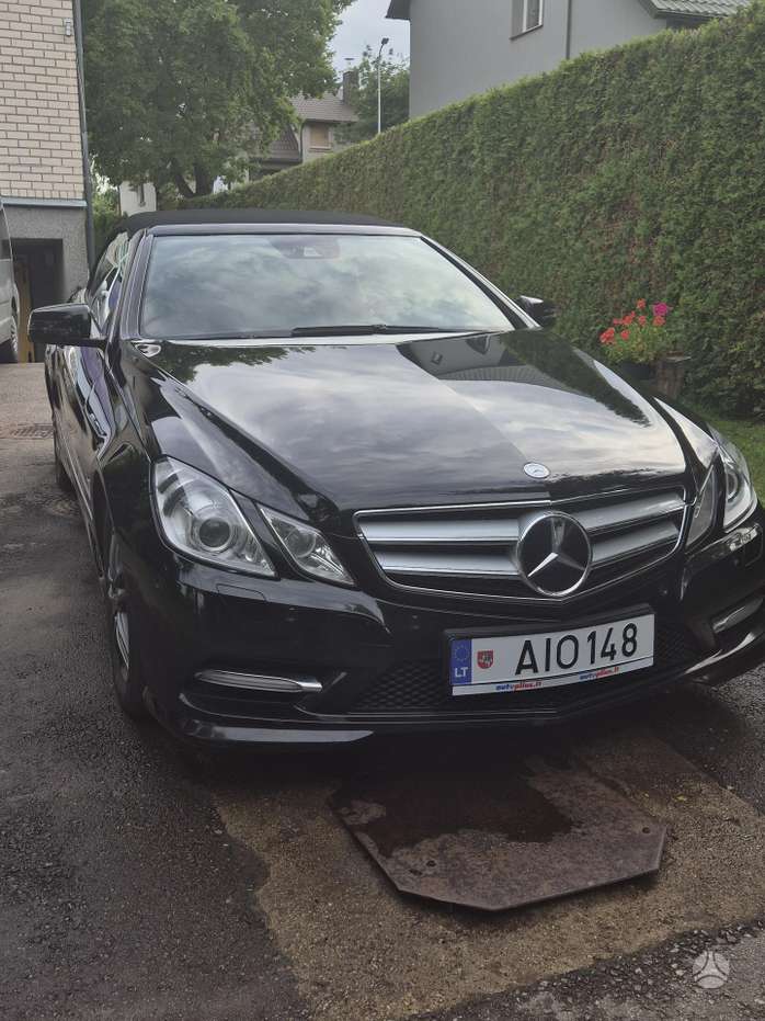 Mercedes-Benz E350, Кабриолет