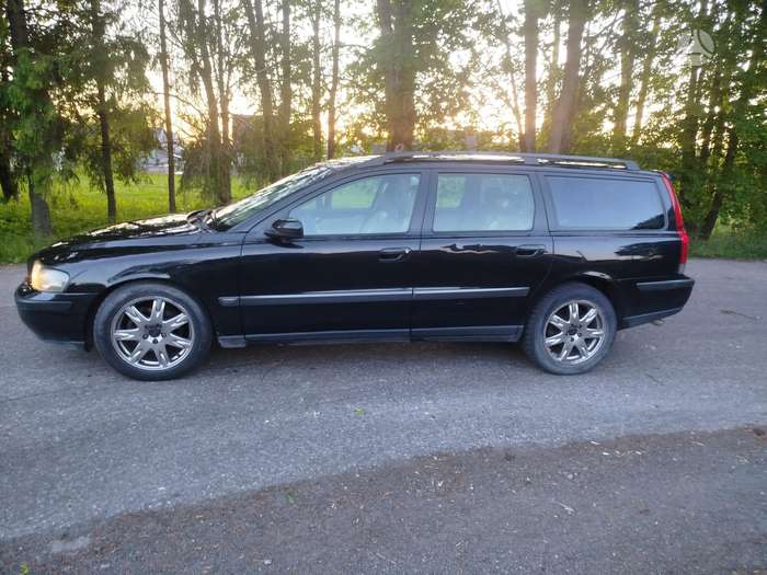 Volvo V70, 2.4 l., universalas