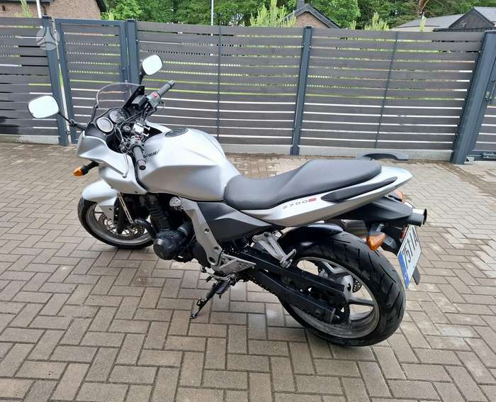 Kawasaki Z Motorcycles | Autoplius.lt