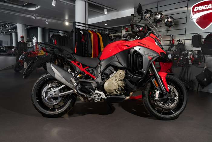 Ducati Multistrada 1158cc, touring / sport touring