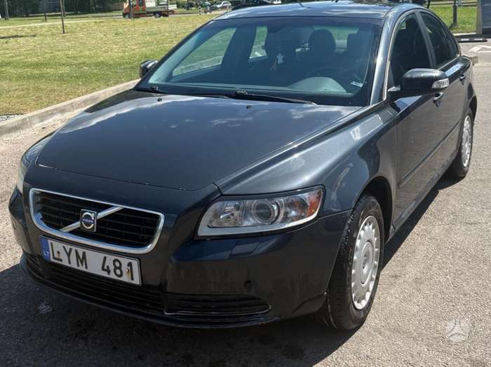 Volvo S40, 1.6 l., Седан